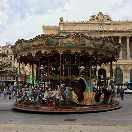 아파트 Charles De Gaulle - Vieux Port *